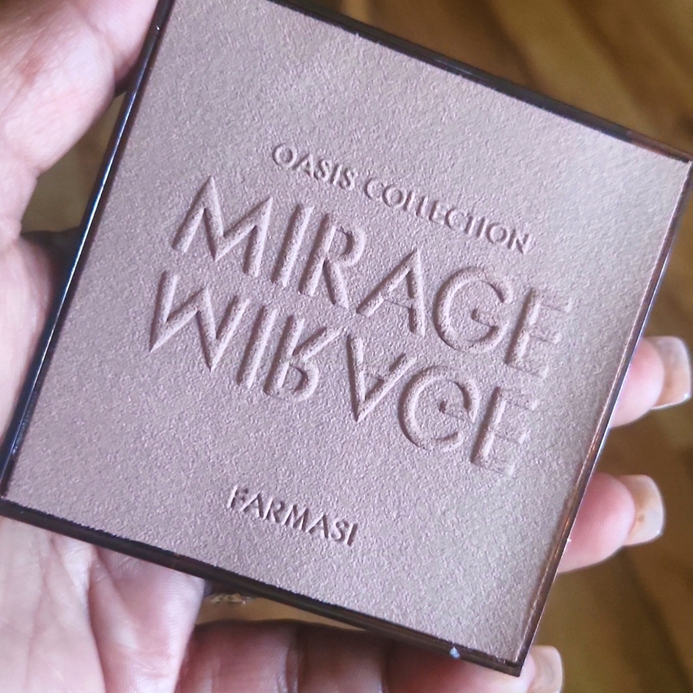 MIRAGE oasis Colletion Eye Shadow Pallete